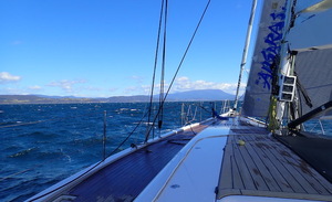 航行在塔斯曼海